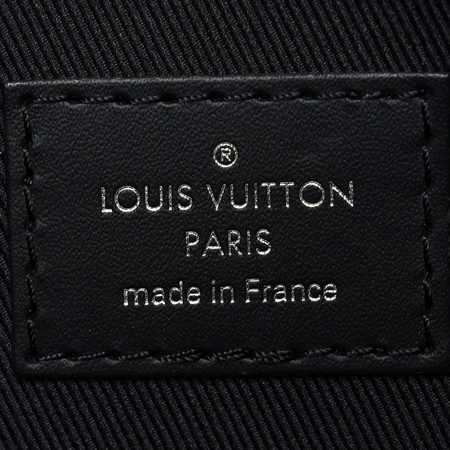 Louis Vuitton Monogram Eclipse Discovery Pochette GM 6 of 6