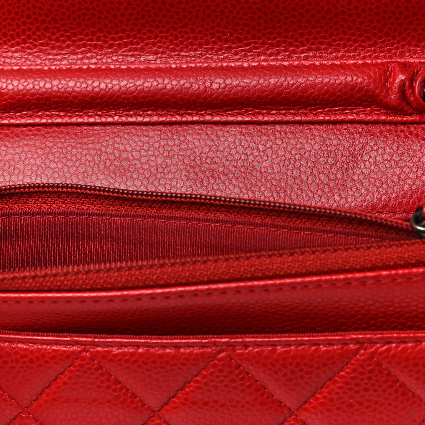 Caviar Quilted Wallet On Chain WOC Red