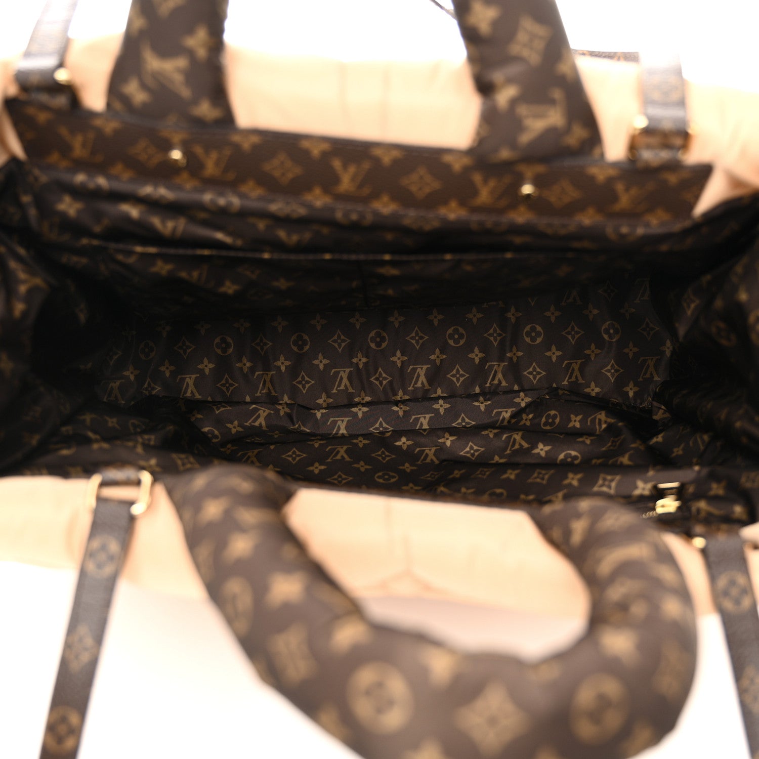 Louis Vuitton Econyl Monogram Pillow Giant Onthego GM Beige 5 of 9