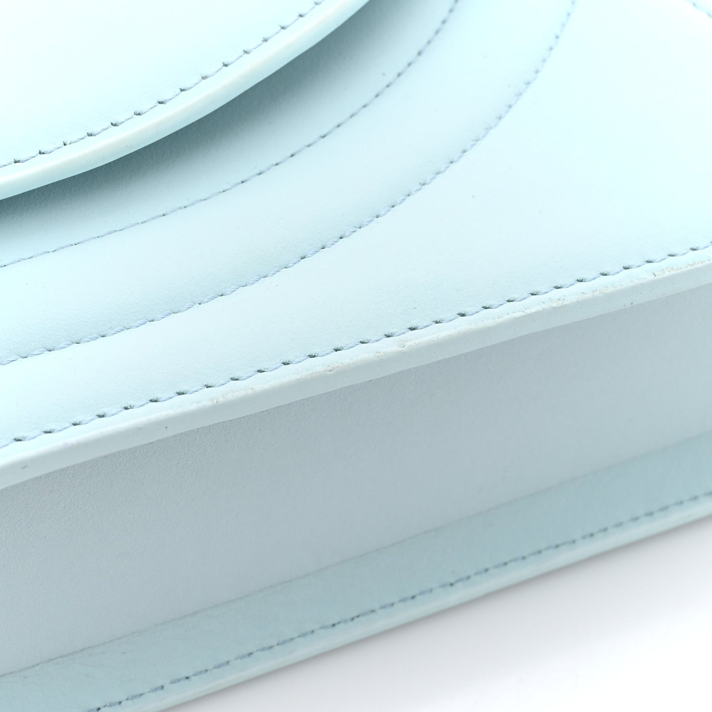 Calfskin Le Sac Rond Pale Blue