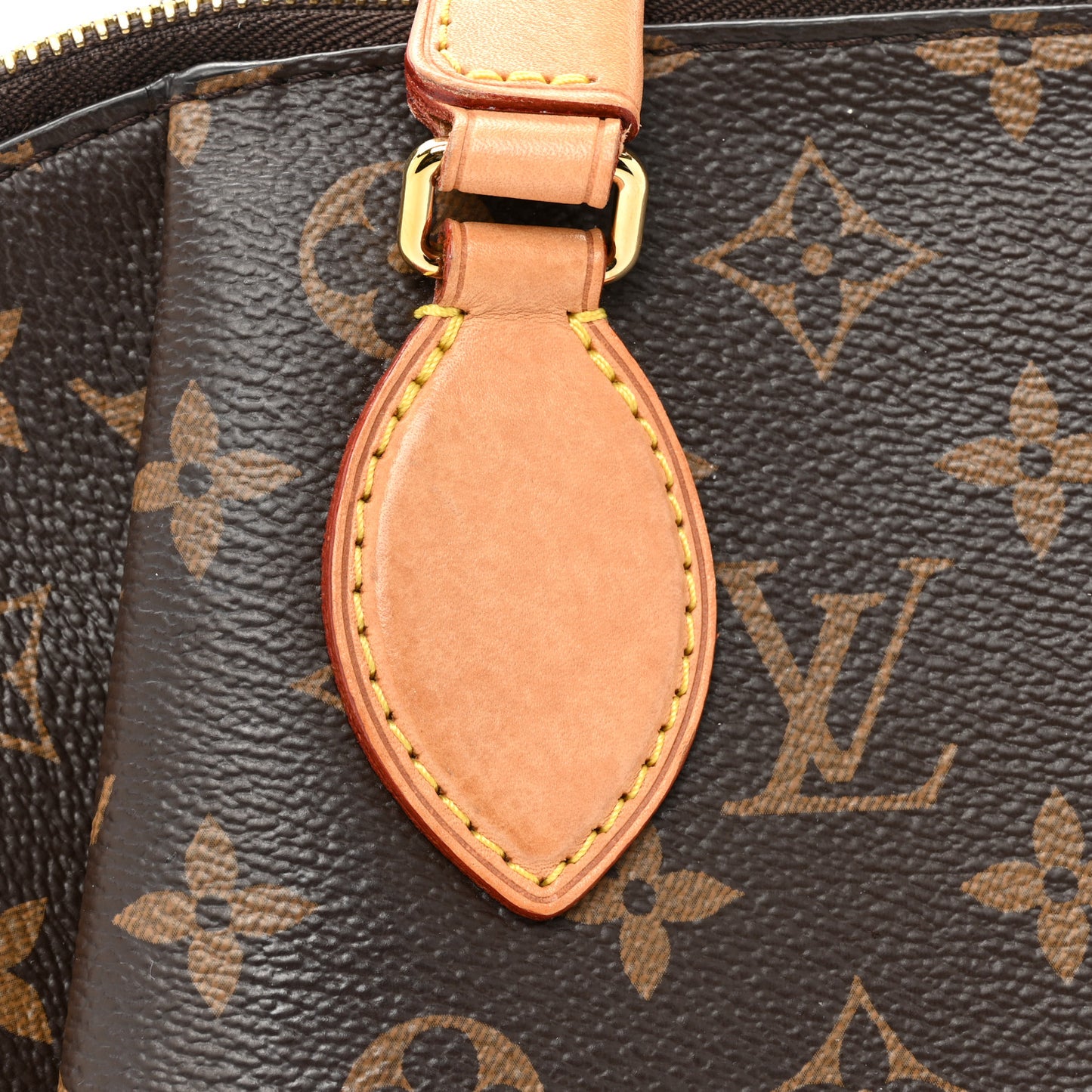 Monogram Rivoli MM