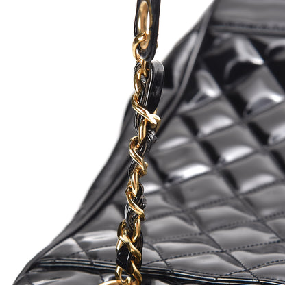 Chanel Patent Quilted Shoulder Bag Black 35 of 39