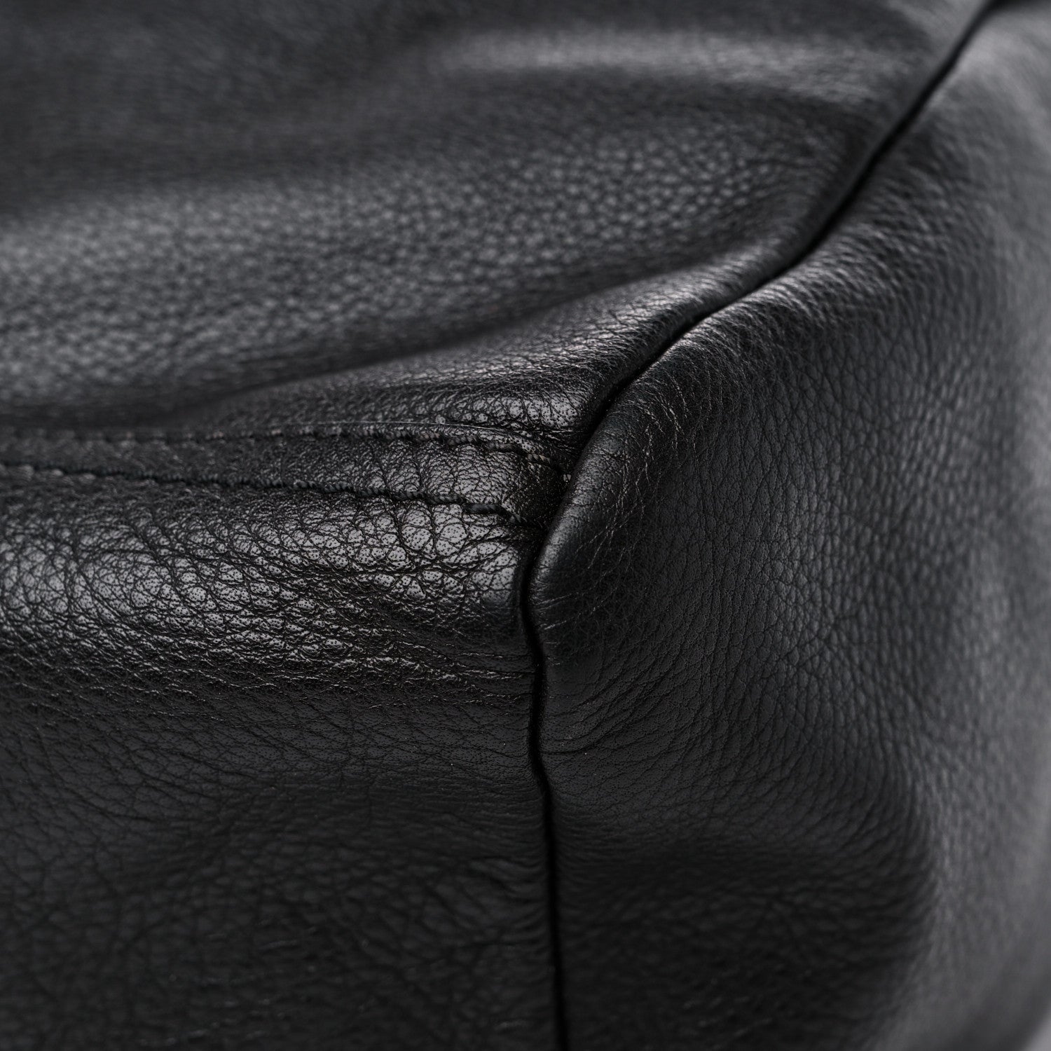 Givenchy Pebbled Calfskin Medium Pyramid Stud Pandora Black 9 of 12