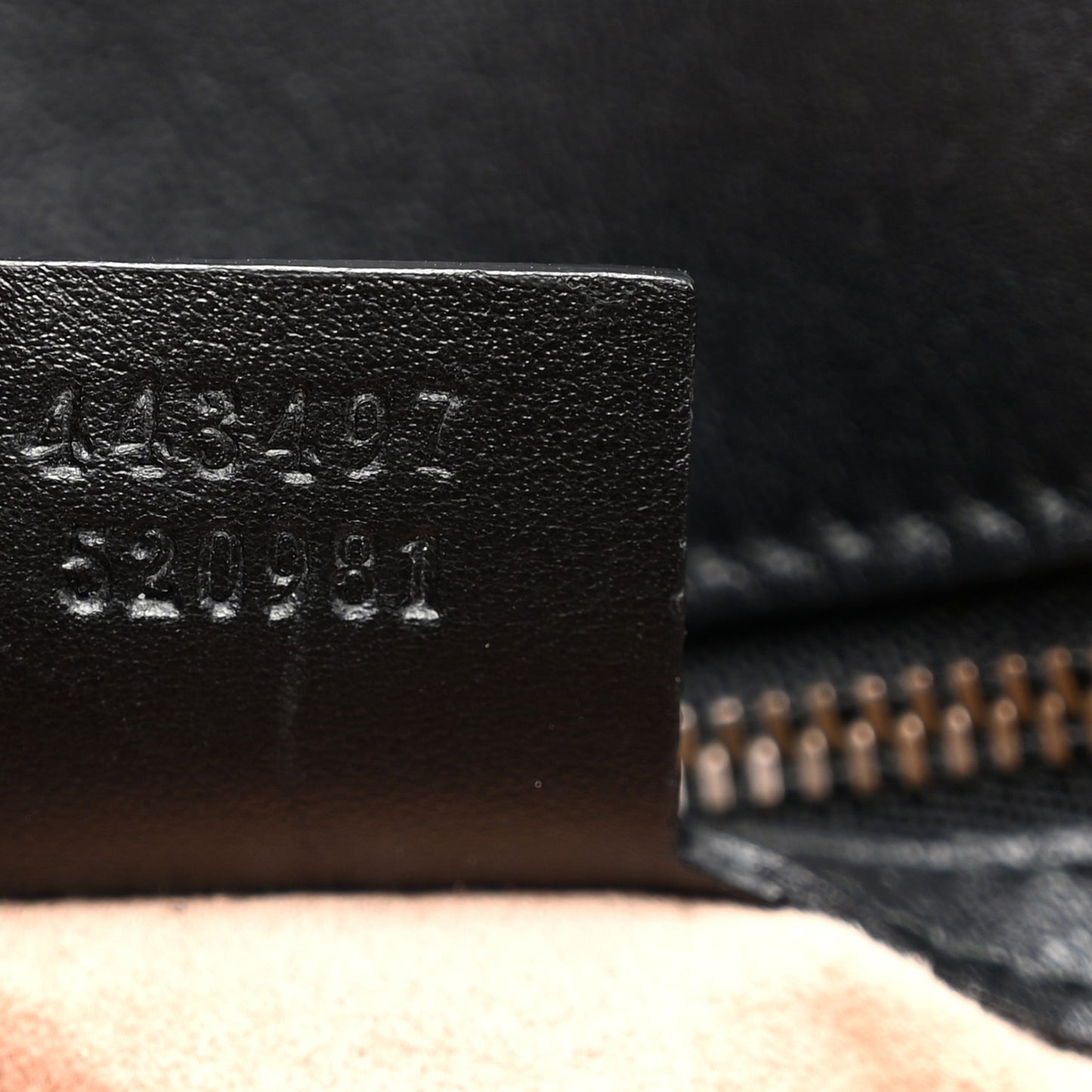 Calfskin Matelasse Small GG Marmont Shoulder Bag Black