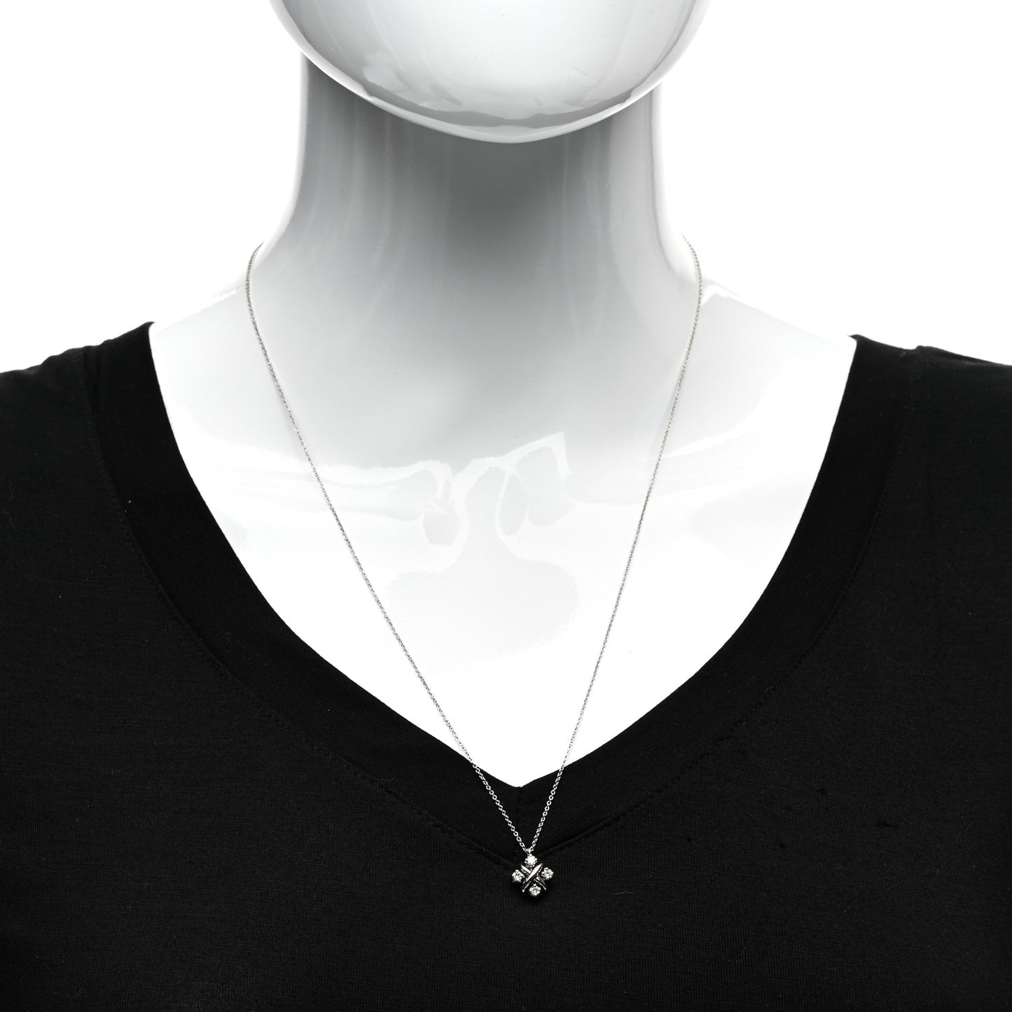 Platinum Diamond Schlumberger Lynn Pendant Necklace