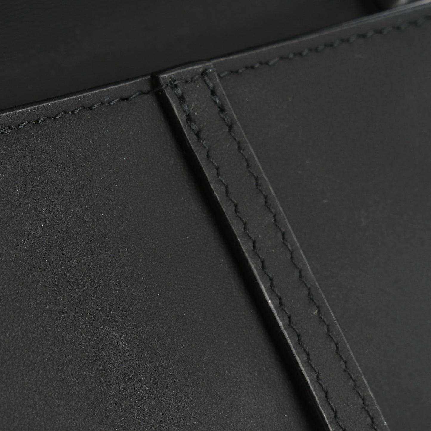Ultra Matte Calfskin Nano Saddle Chain Pouch Black