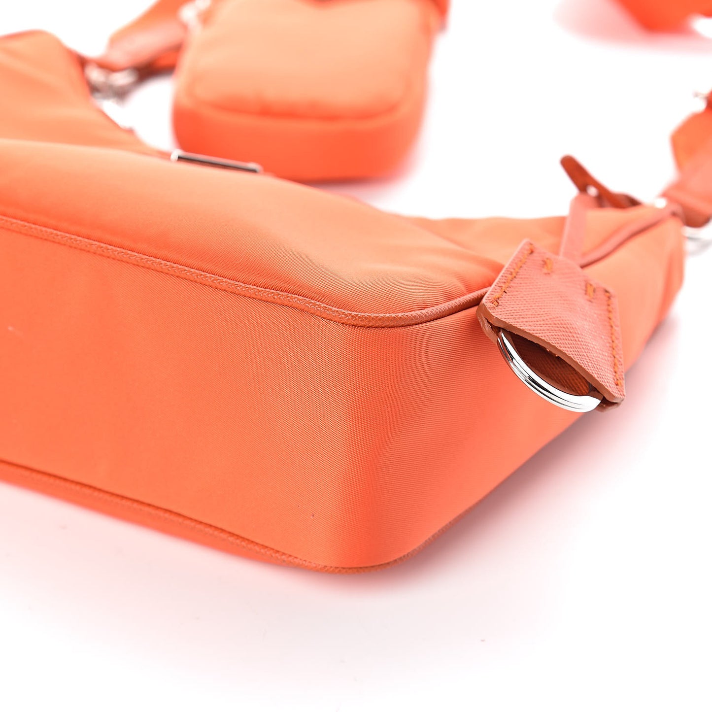 Re-Nylon Saffiano Re-Edition 2005 Shoulder Bag Arancio