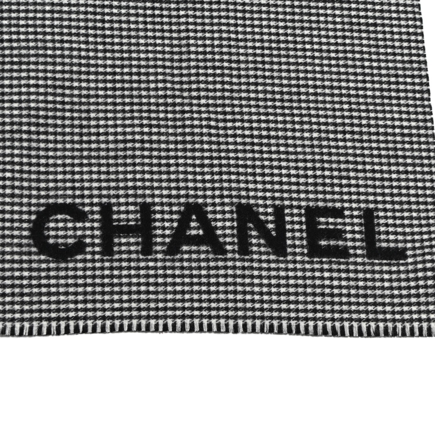 Chanel Cashmere CC Stole Black Grey 4 of 5