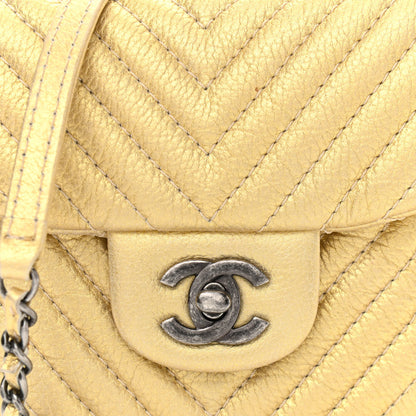 Chanel Metallic Aged Calfskin Chevron Small Bubble CC Flap Gold 9 of 11