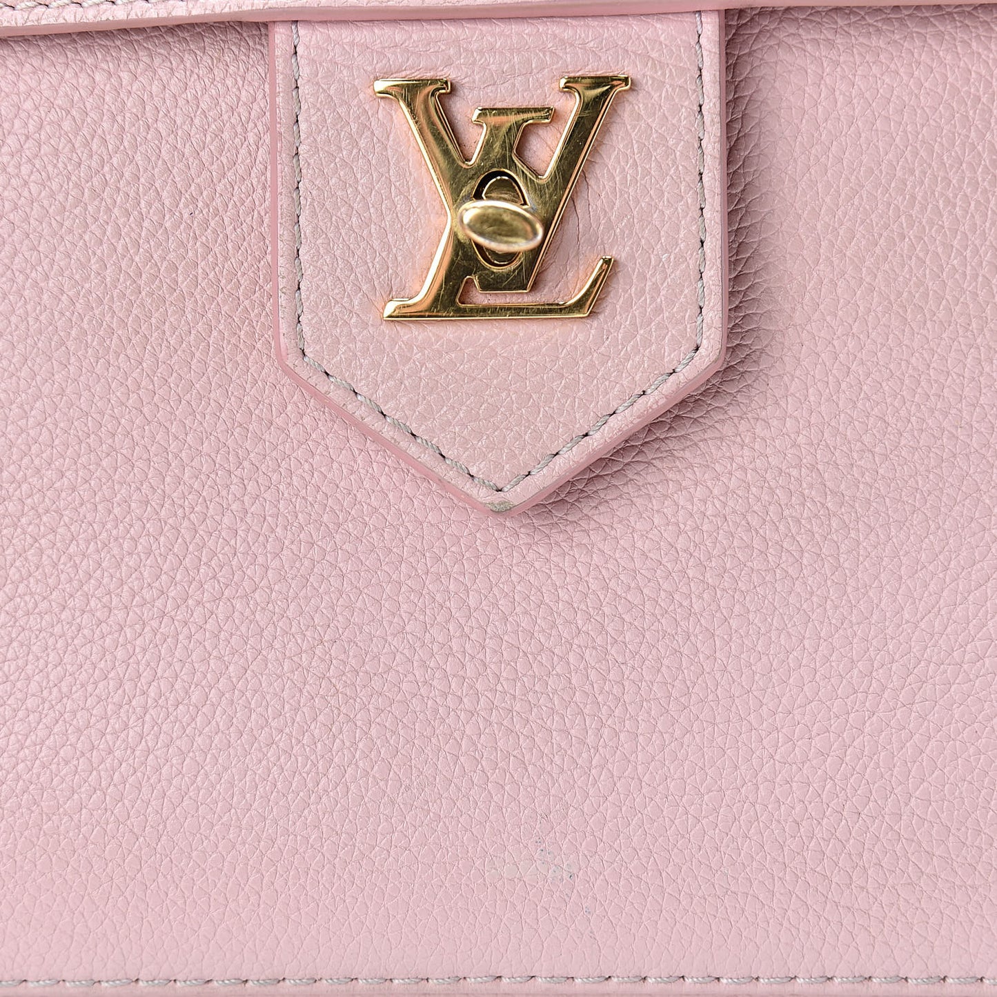 Calfskin Lockme PM Rose Ballerine