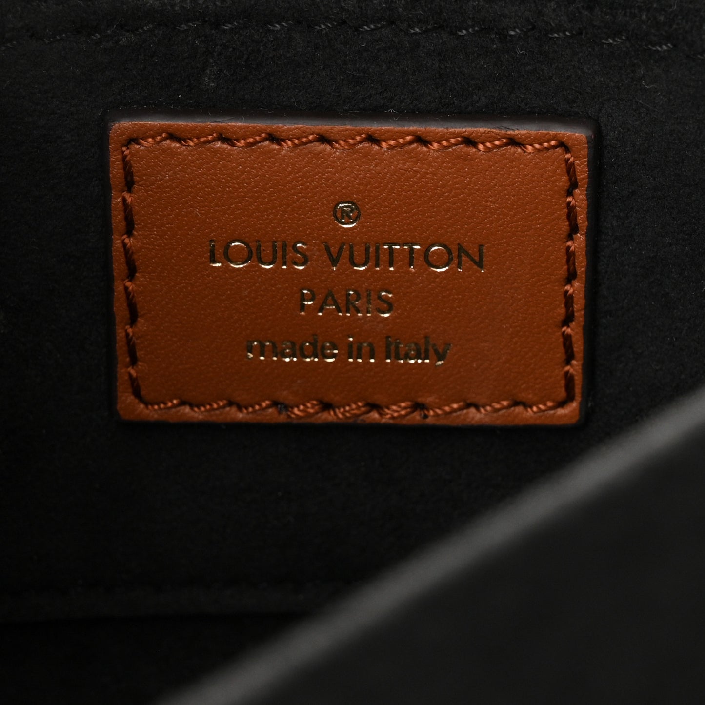 Reverse Monogram Dauphine Mini