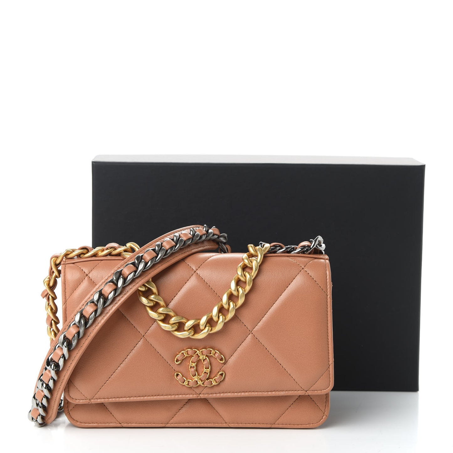 Lambskin Quilted 19 Wallet On Chain WOC Brown