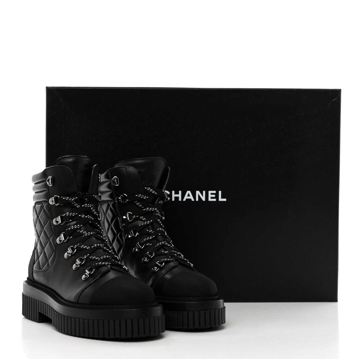 Calfskin Grosgrain Quilted Lace Up Boots 37.5 Black Grey
