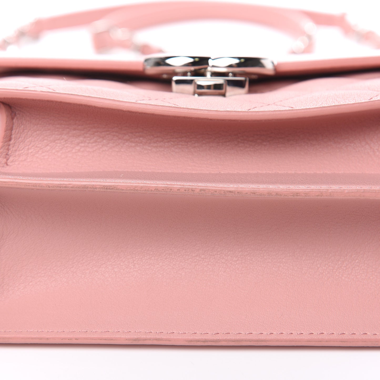 Lambskin Quilted CC Box Flap Light Pink