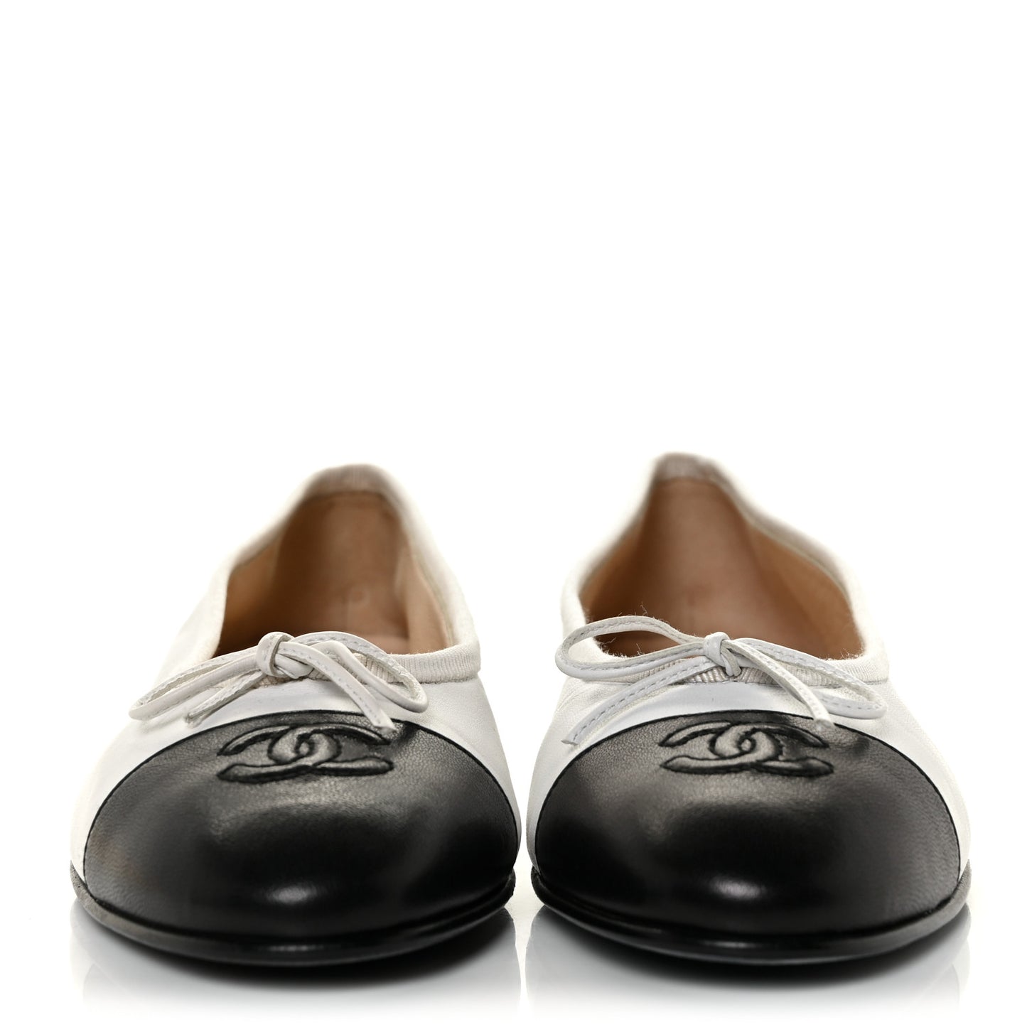 Lambskin CC Cap Toe Ballerina Flats 37 White Black