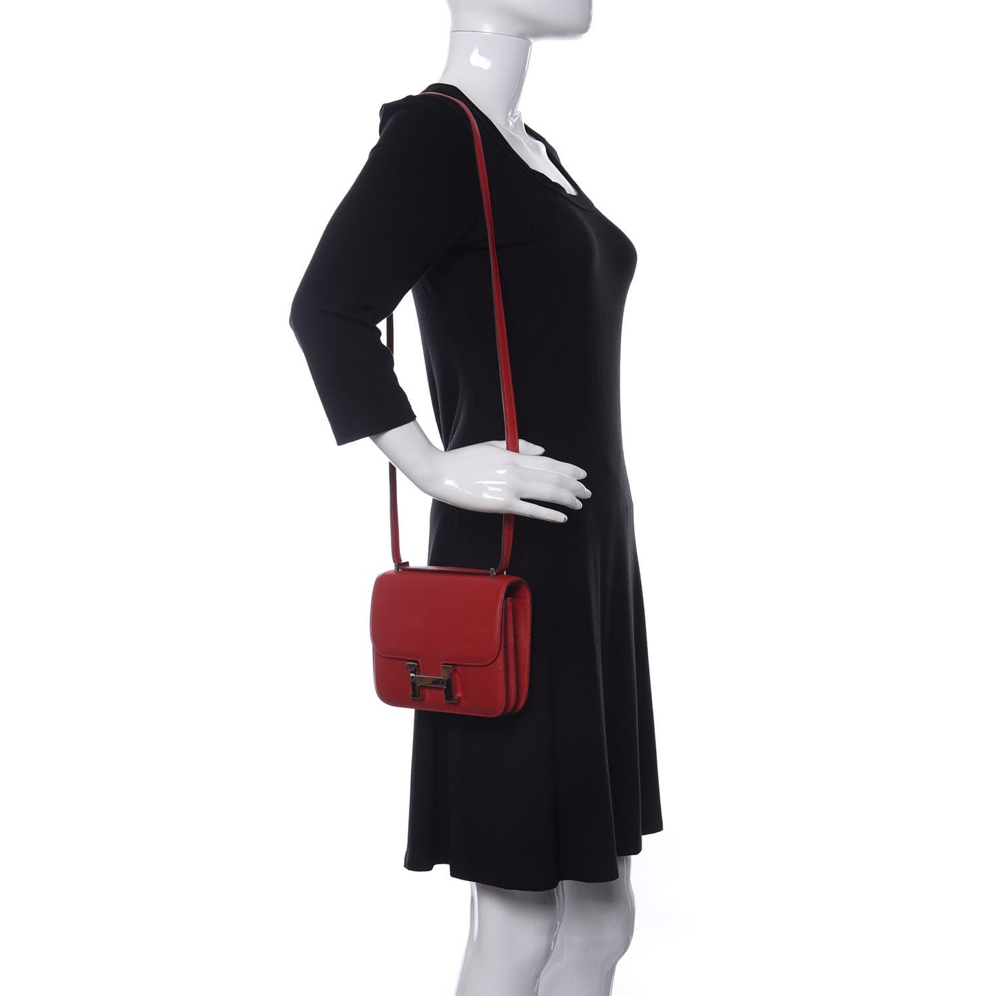 Epsom Constance 18 Rouge Casaque