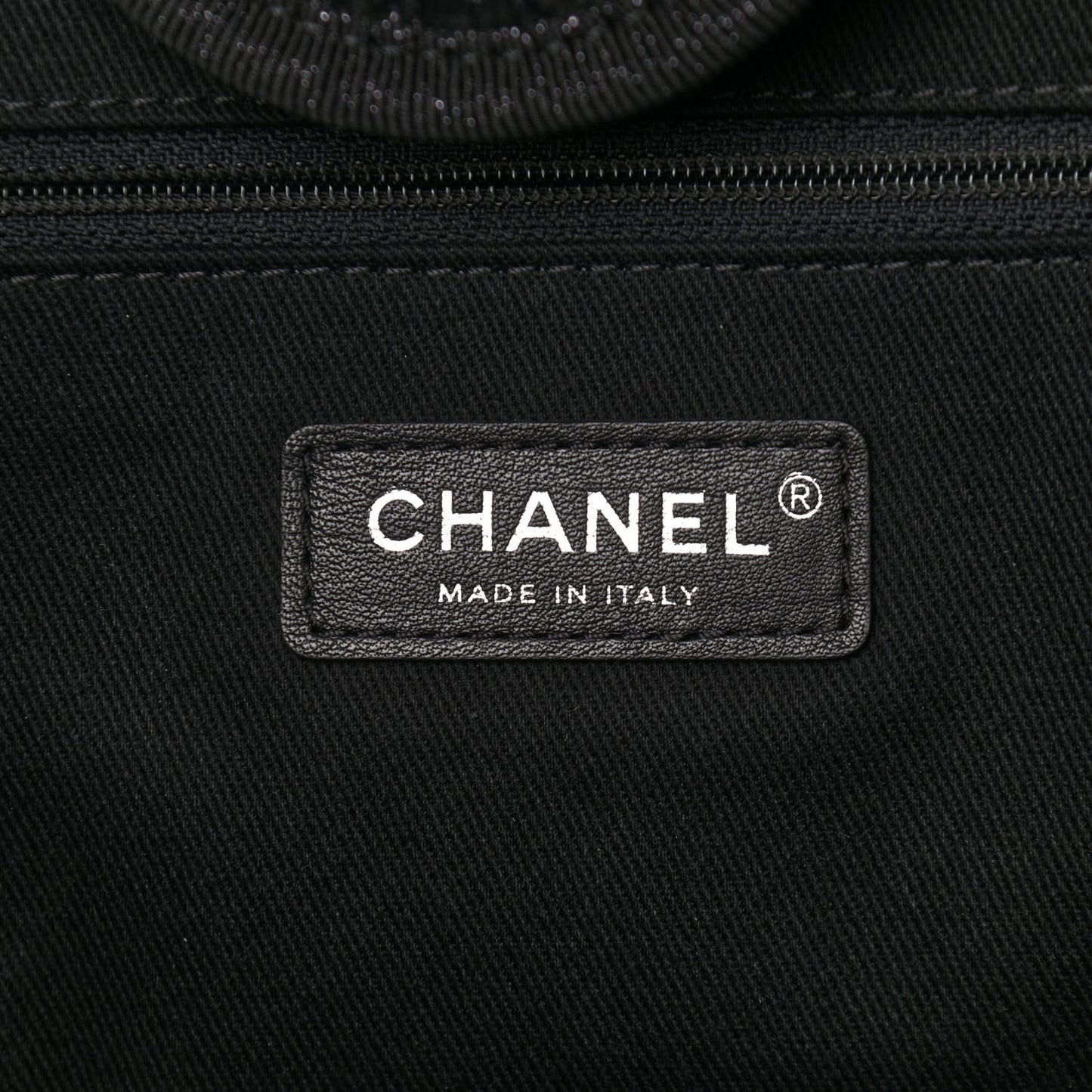 Lurex Boucle Medium Deauville Tote Black