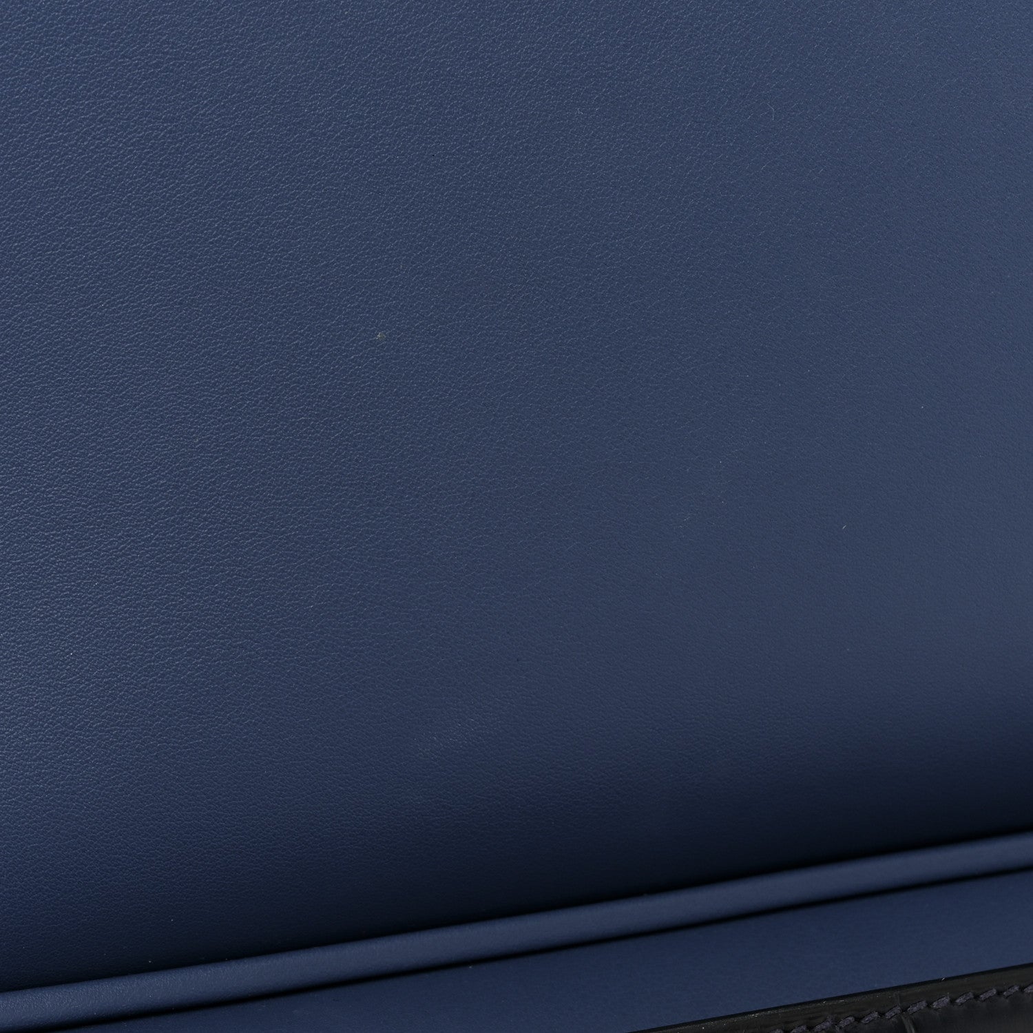 Hermes Evercolor Matte Alligator Multiplis Clutch Bleu Brighton Bleu Marine 9 of 13