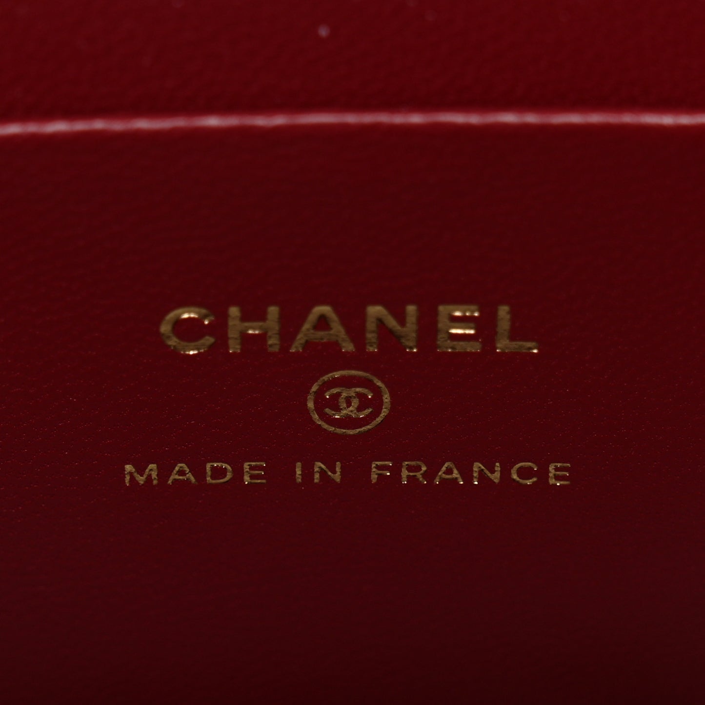 Lambskin Quilted Small Top Handle Vanity Case With Chain Burgundy