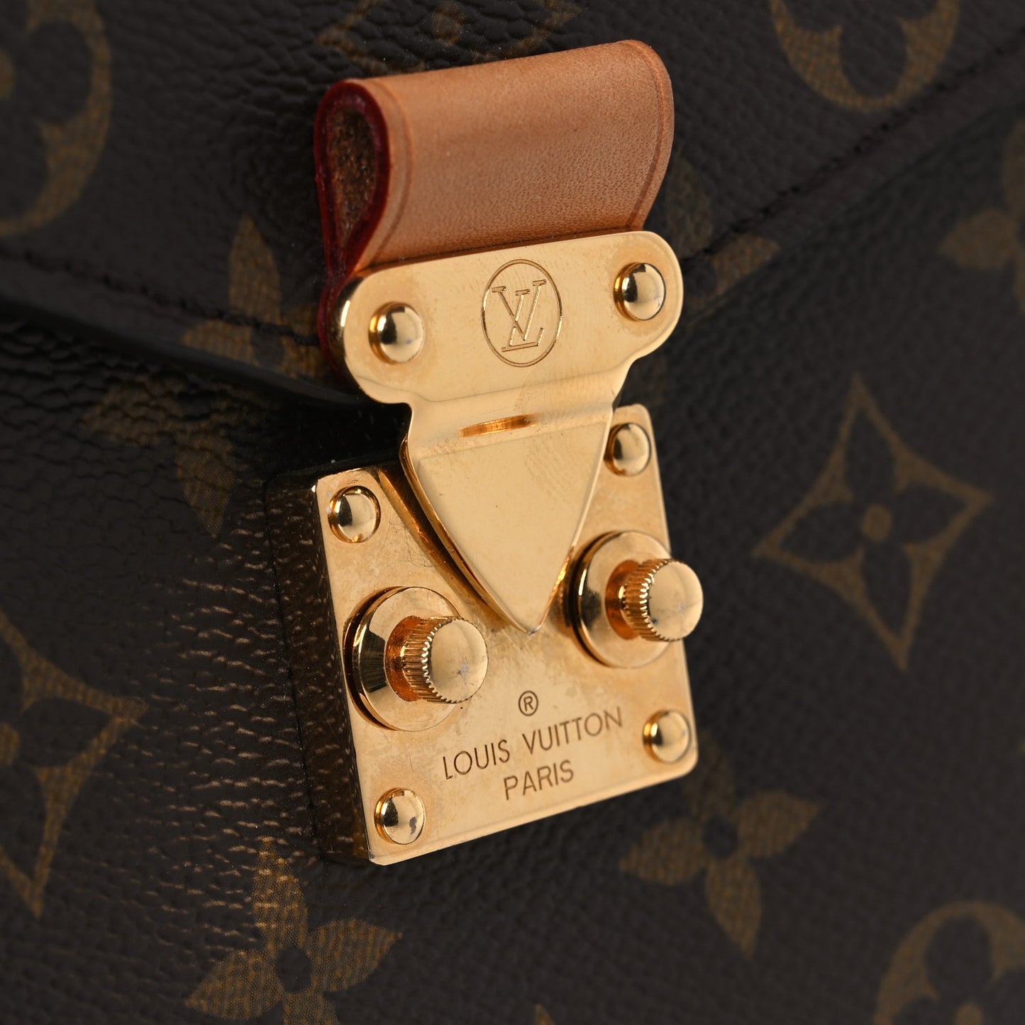 Monogram Pochette Metis