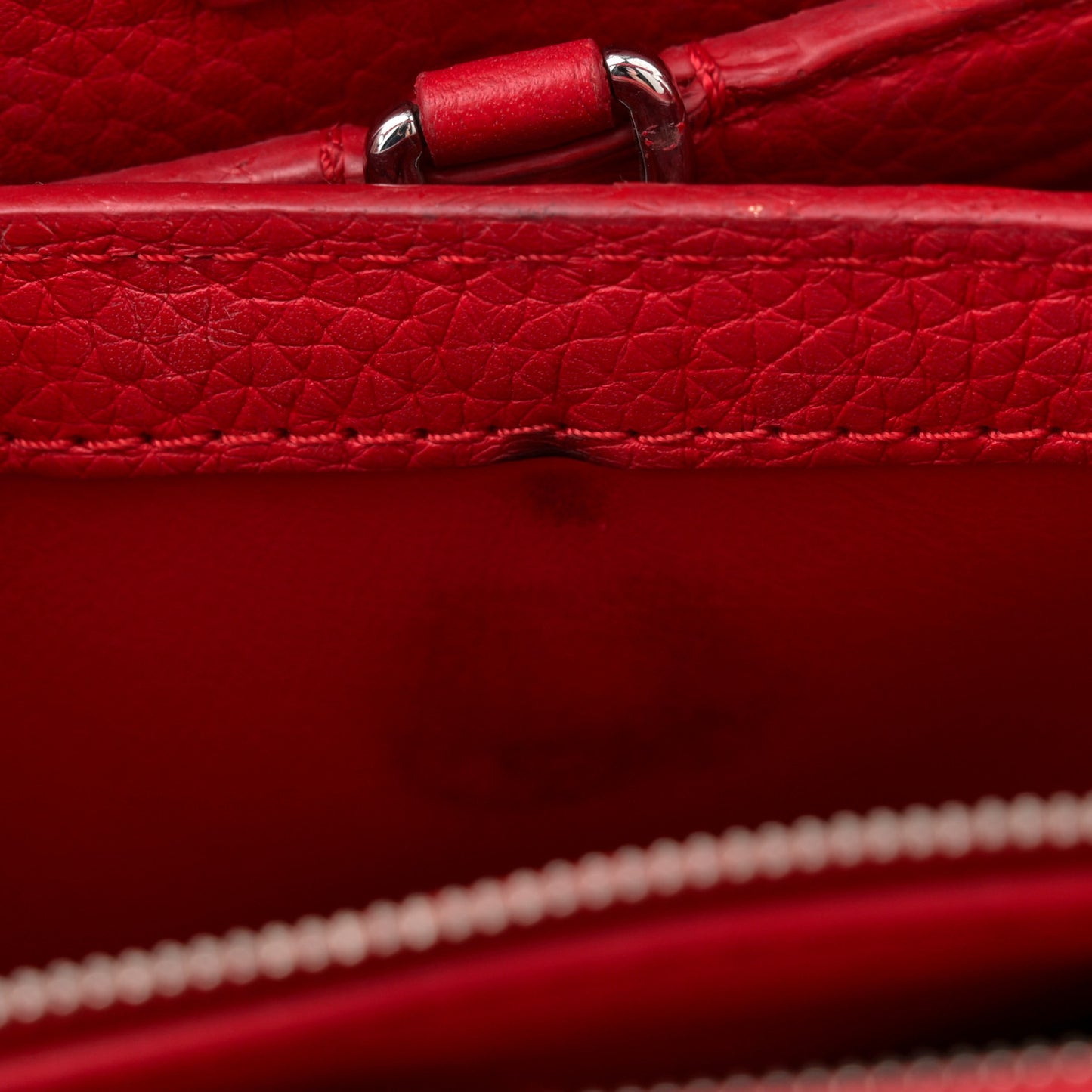 Taurillon Capucines BB Rubis
