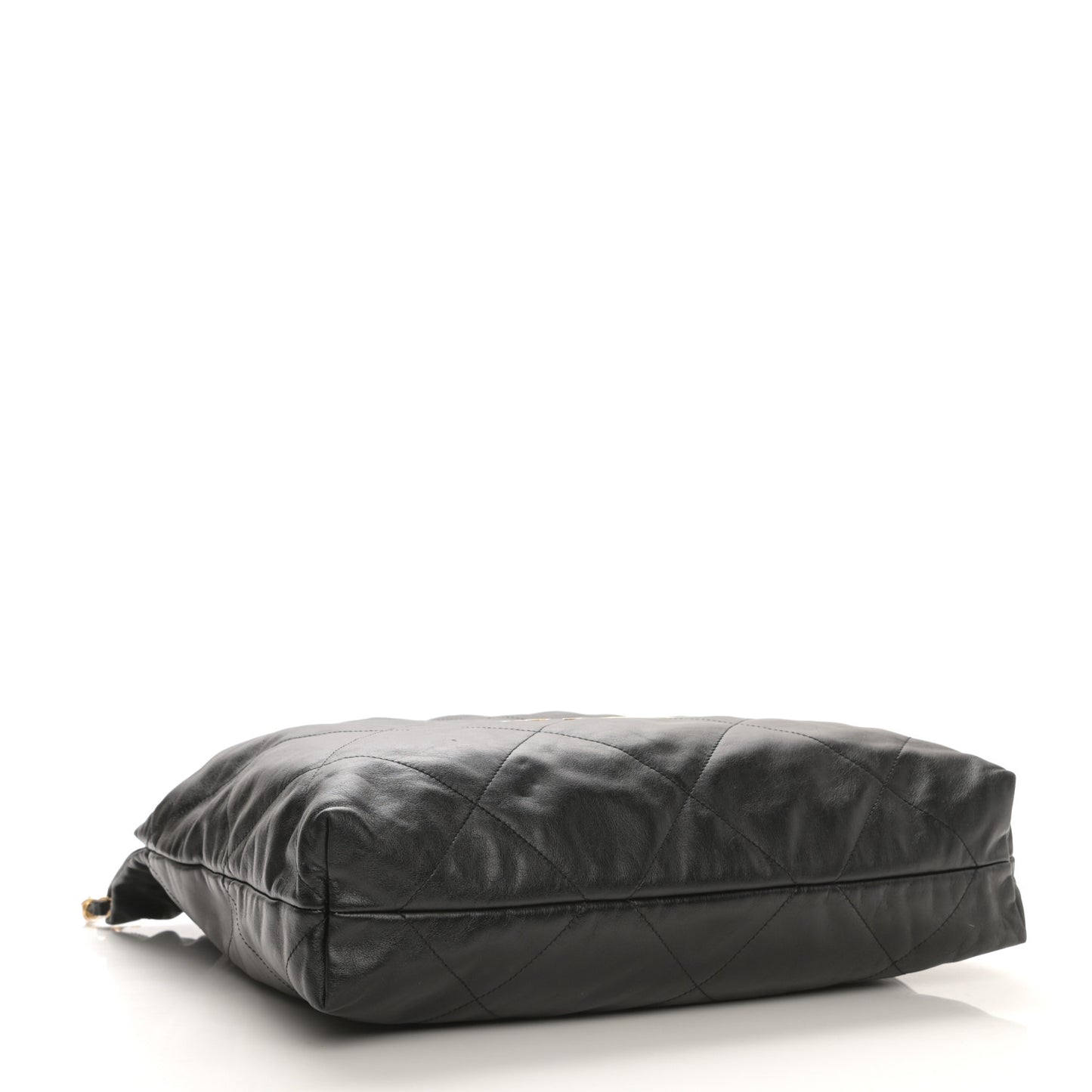 Shiny Calfskin Quilted Chanel 22 Black