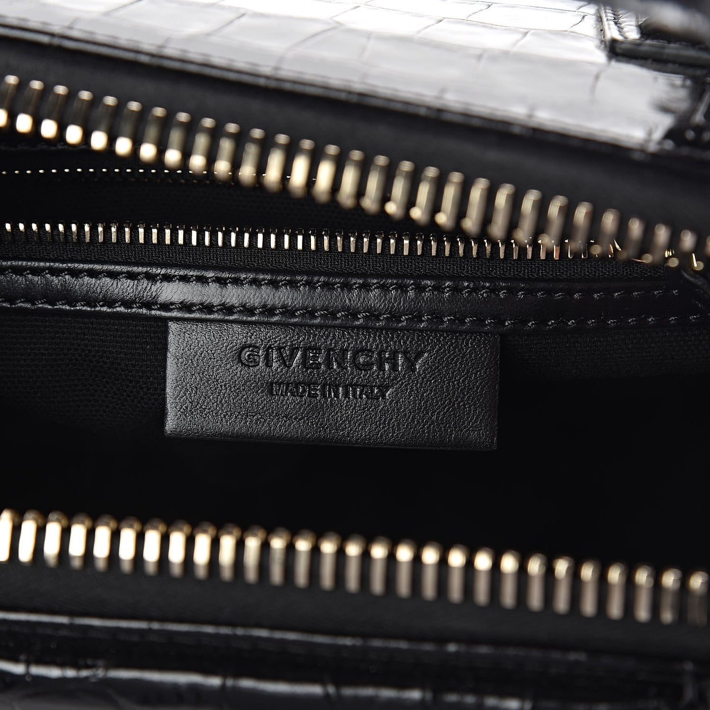 Calfskin Crocodile Embossed Small Antigona Black