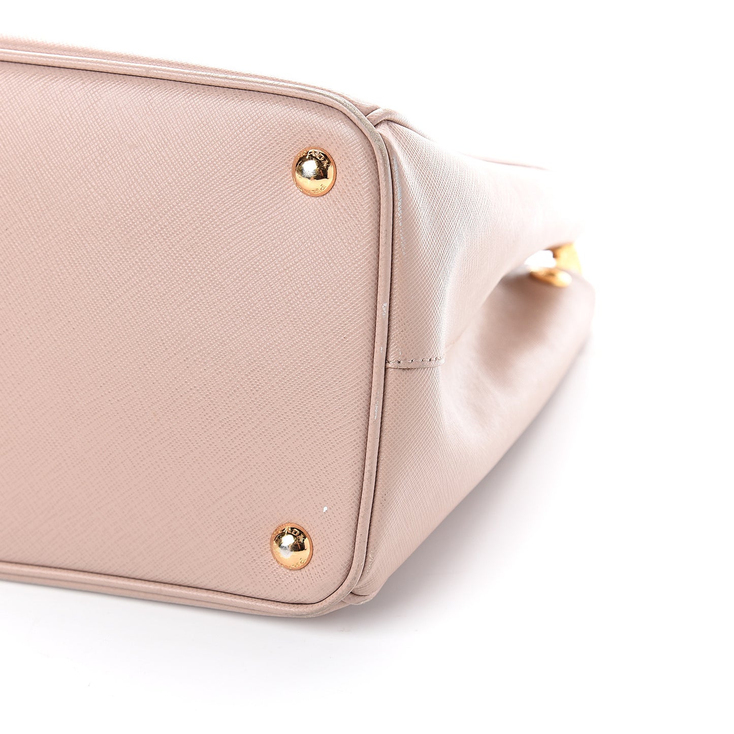 Saffiano Medium Galleria Double Zip Tote Cammeo