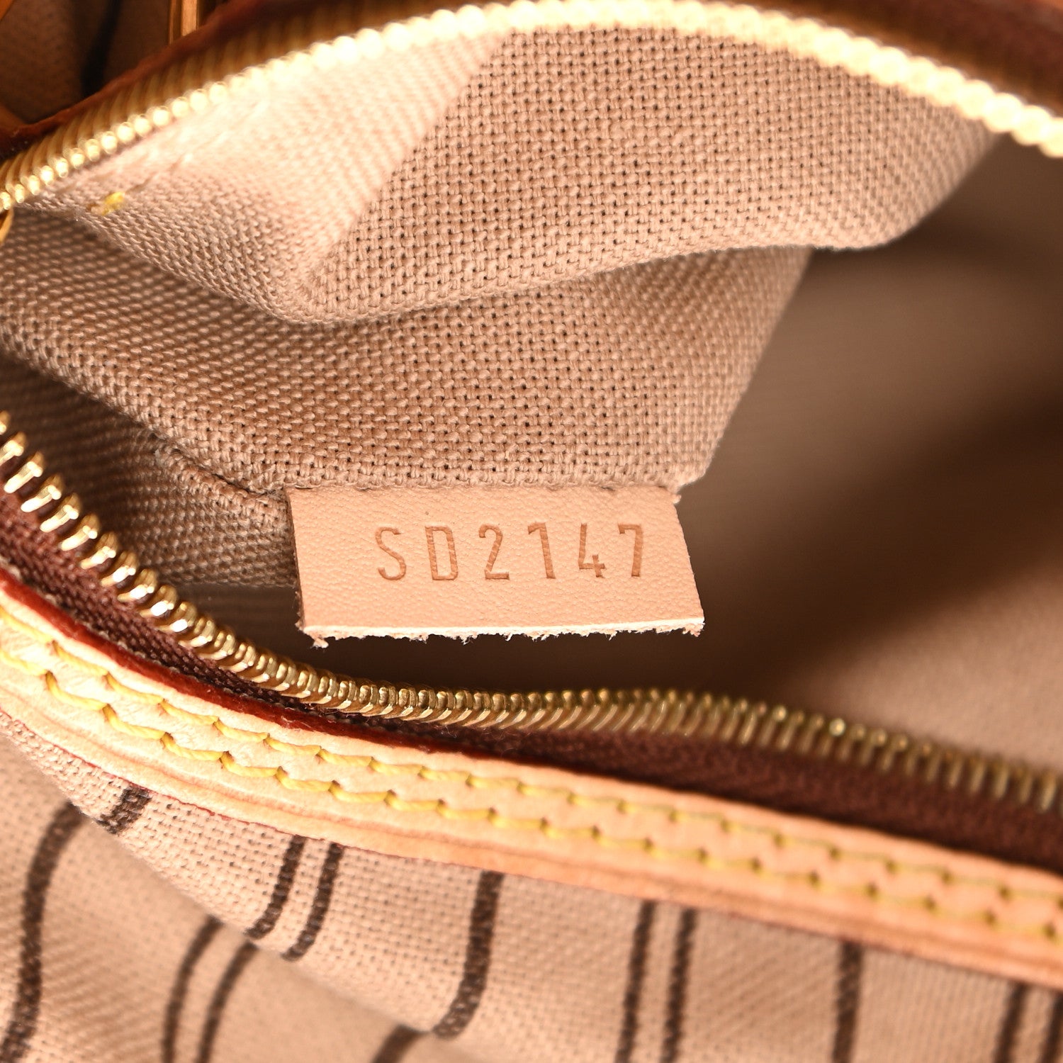 Louis Vuitton Monogram Delightful MM 7 of 10