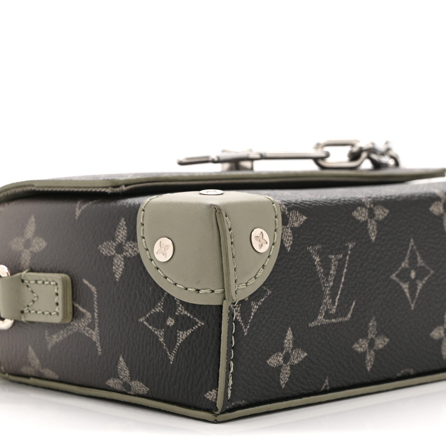 Louis Vuitton Monogram Gradient Steamer Wearable Wallet Khaki Green 8 of 9