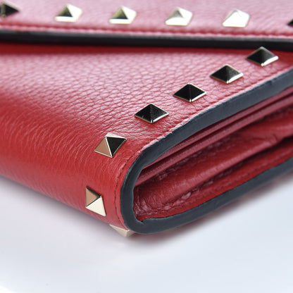 Valentino Garavani Pebbled Calfskin Rockstud Envelope Wallet on Chain Rosso Valentino 9 of 10