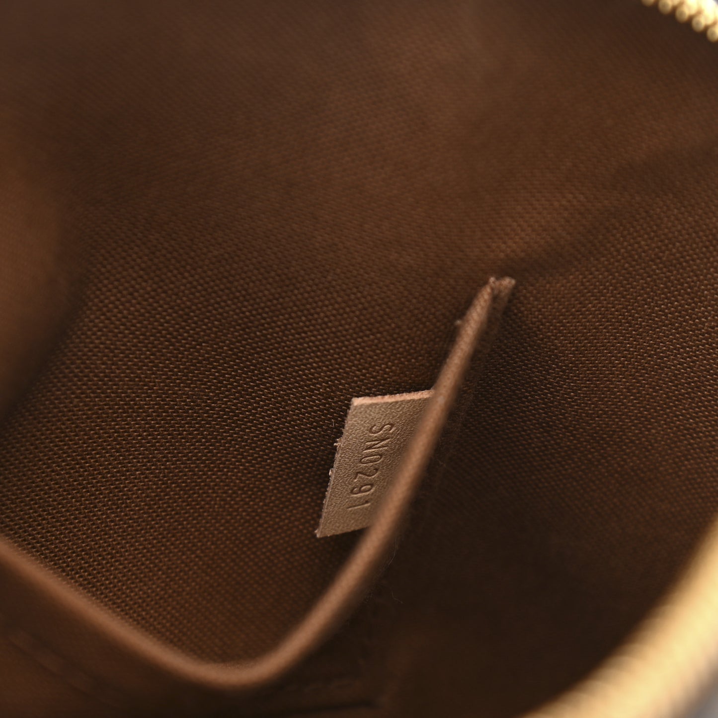 Monogram Alma BB