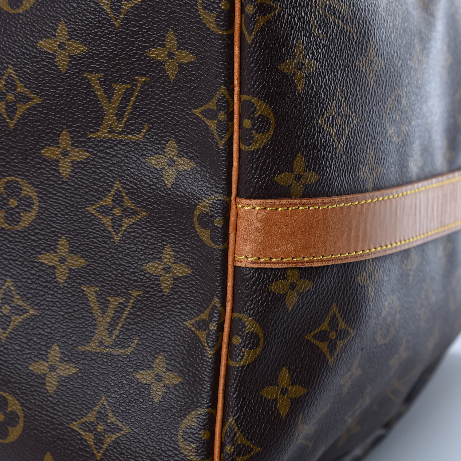 Louis Vuitton Monogram Keepall Bandouliere 55 15 of 27