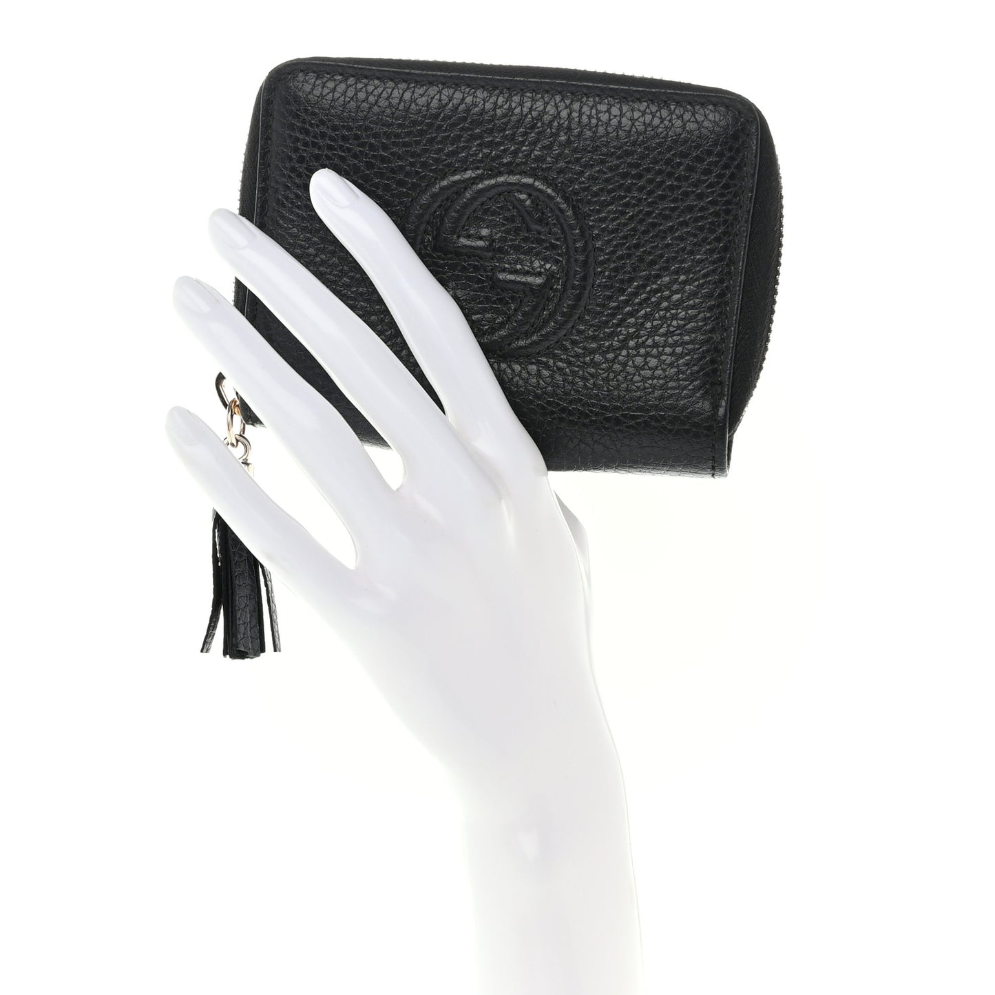 Pebbled Calfskin Small Soho Zip Around Wallet Black