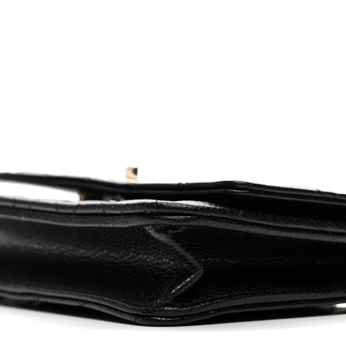 Caviar Quilted CC Turnlock Wallet On Chain WOC Black