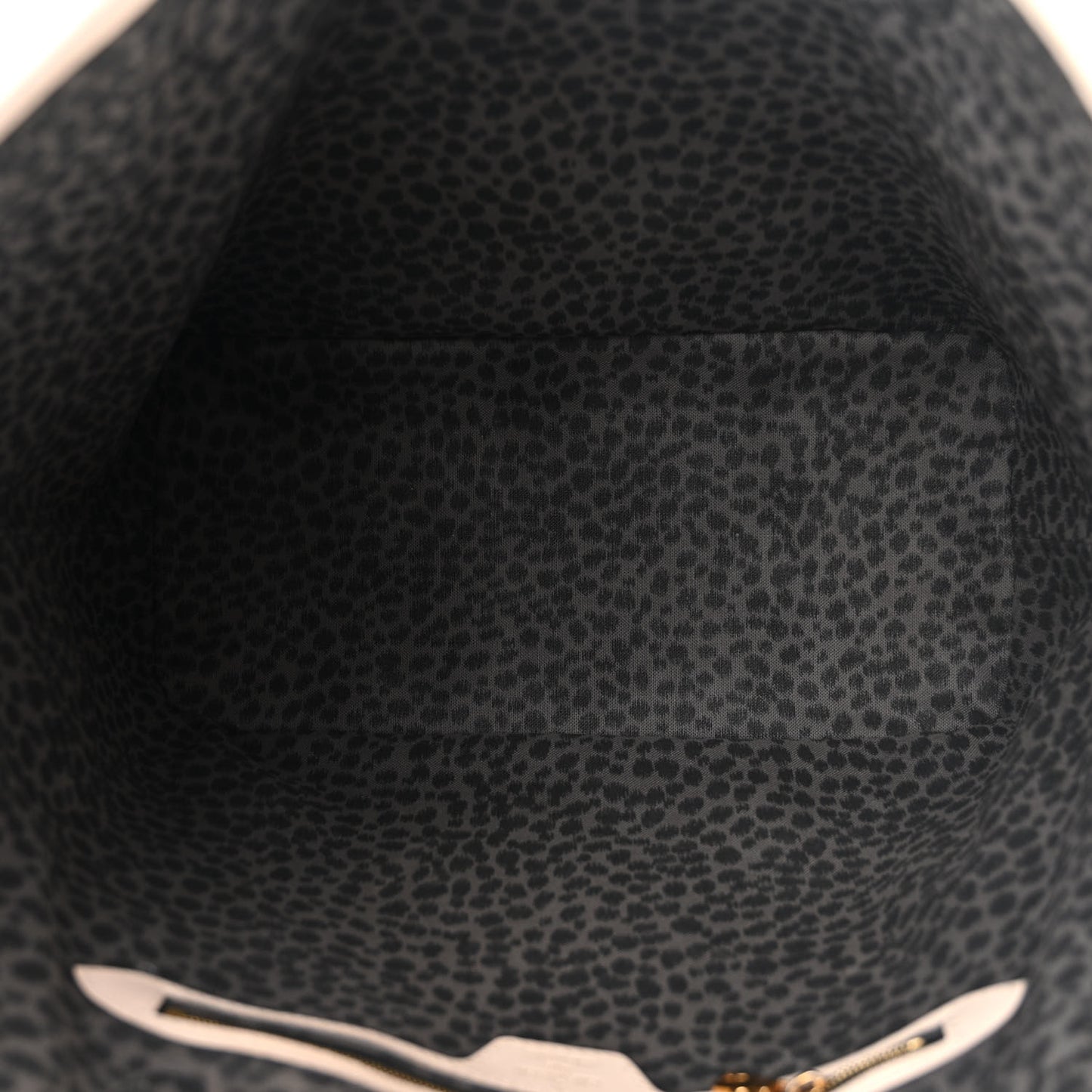 Monogram Giant Wild at Heart Neverfull MM Creme