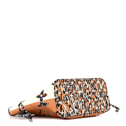 Louis Vuitton Monogram Giant Jungle Neverfull MM Ivory 4 of 15