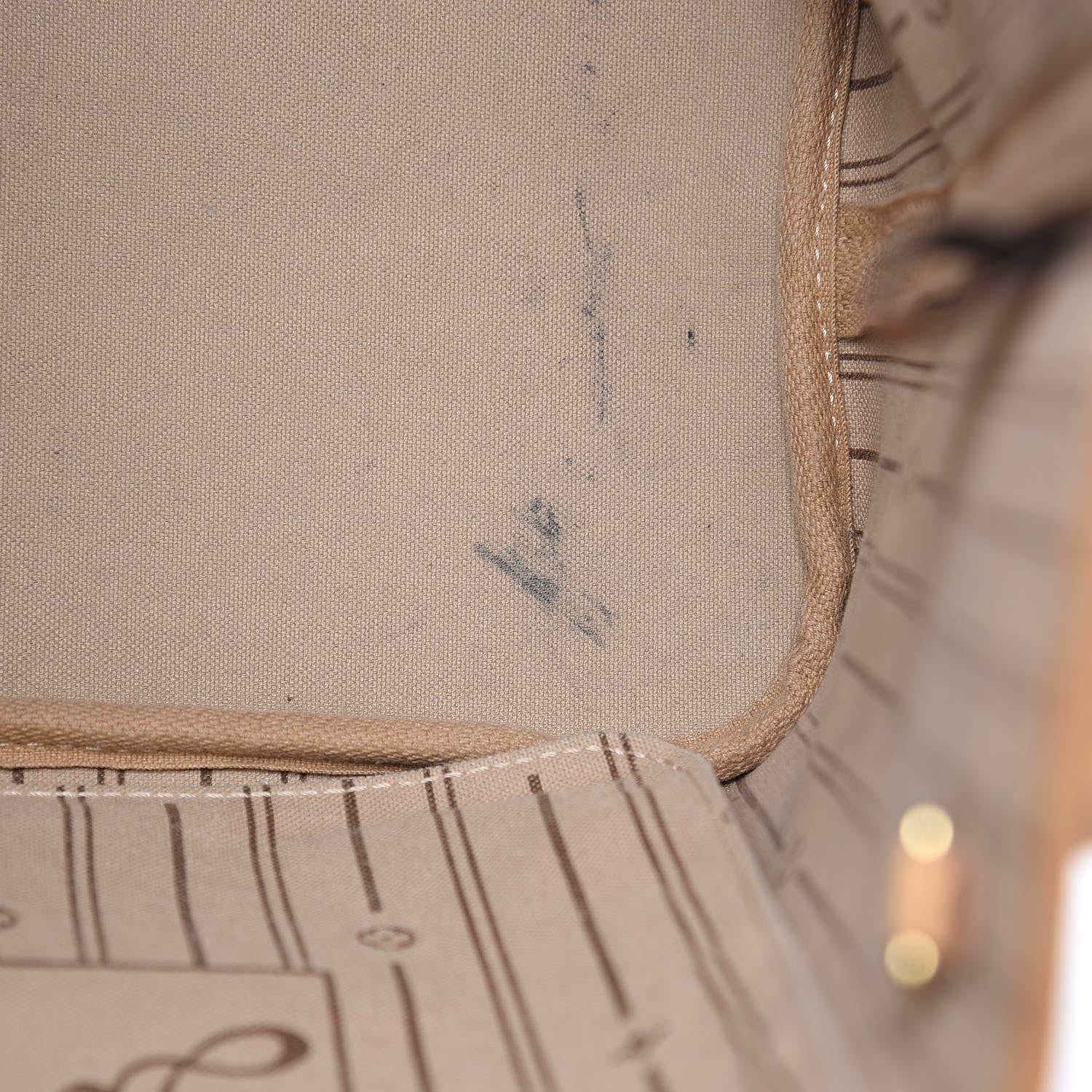 Louis Vuitton Monogram Neverfull MM 19 of 20