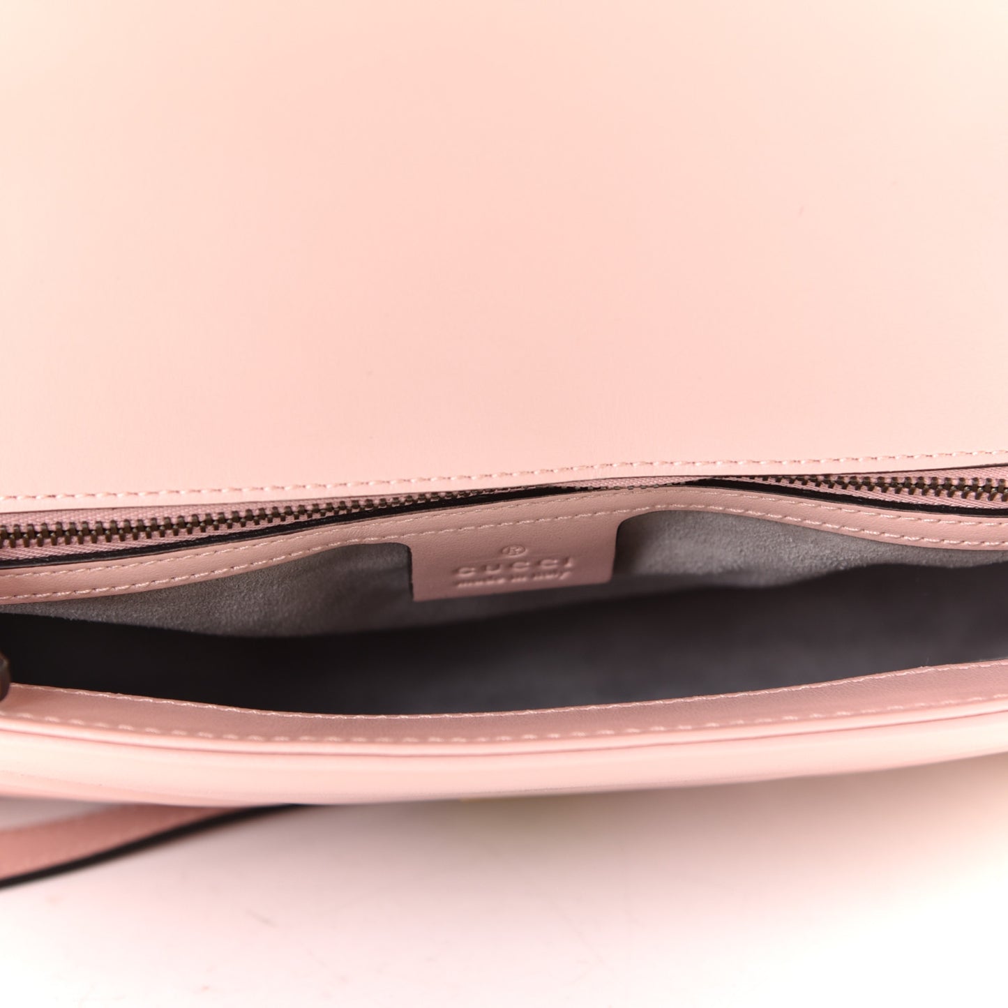 Calfskin Matelasse Small GG Marmont Shoulder Bag Perfect Pink