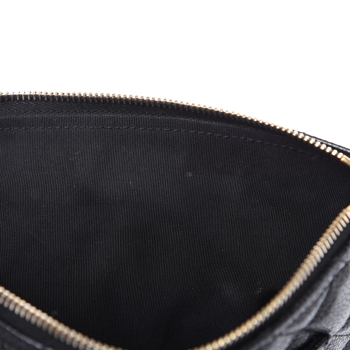 Caviar Quilted CC Shoulder Bag Black