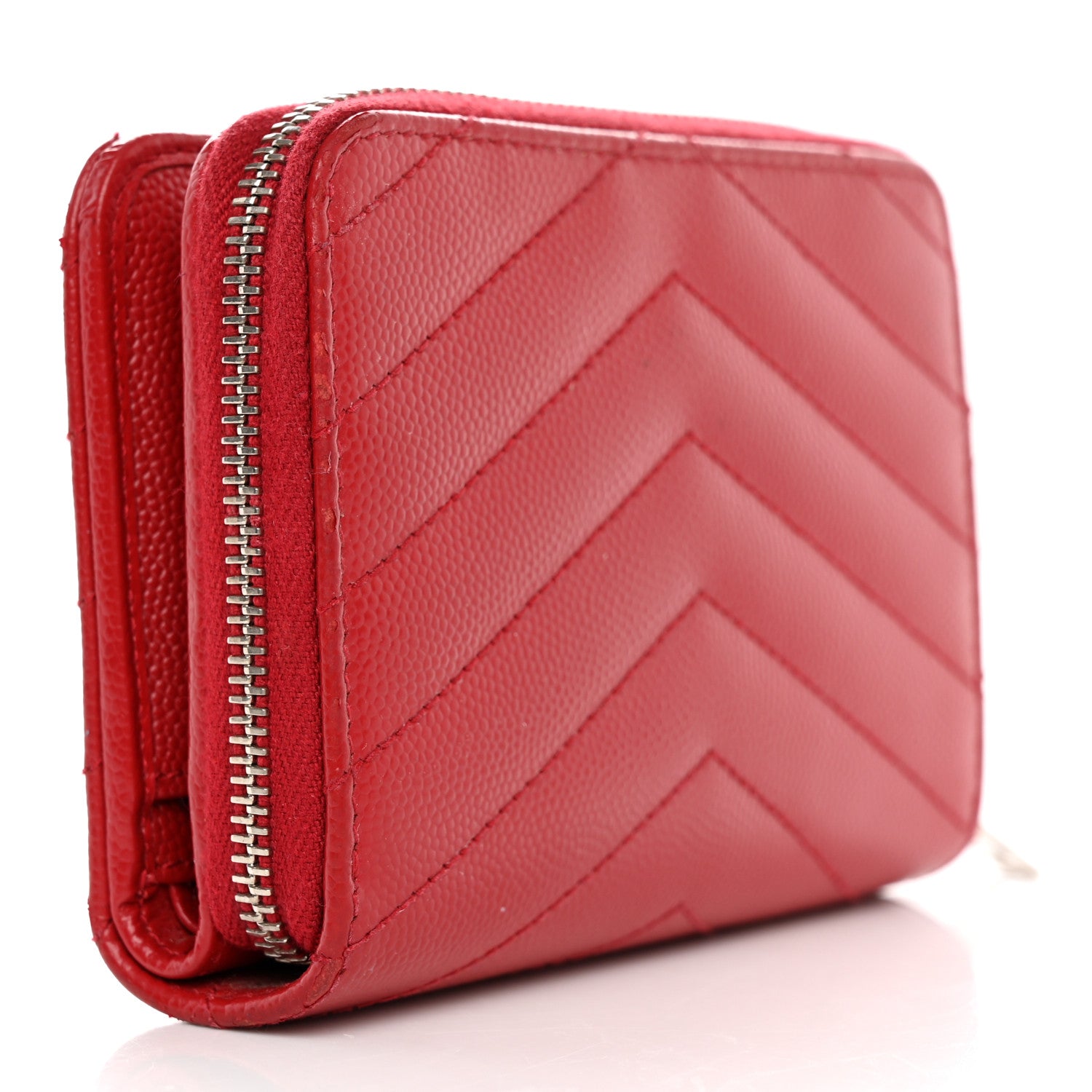 Saint Laurent Grain De Poudre Matelasse Chevron Monogram Compact Zip Around Wallet Red 3 of 9
