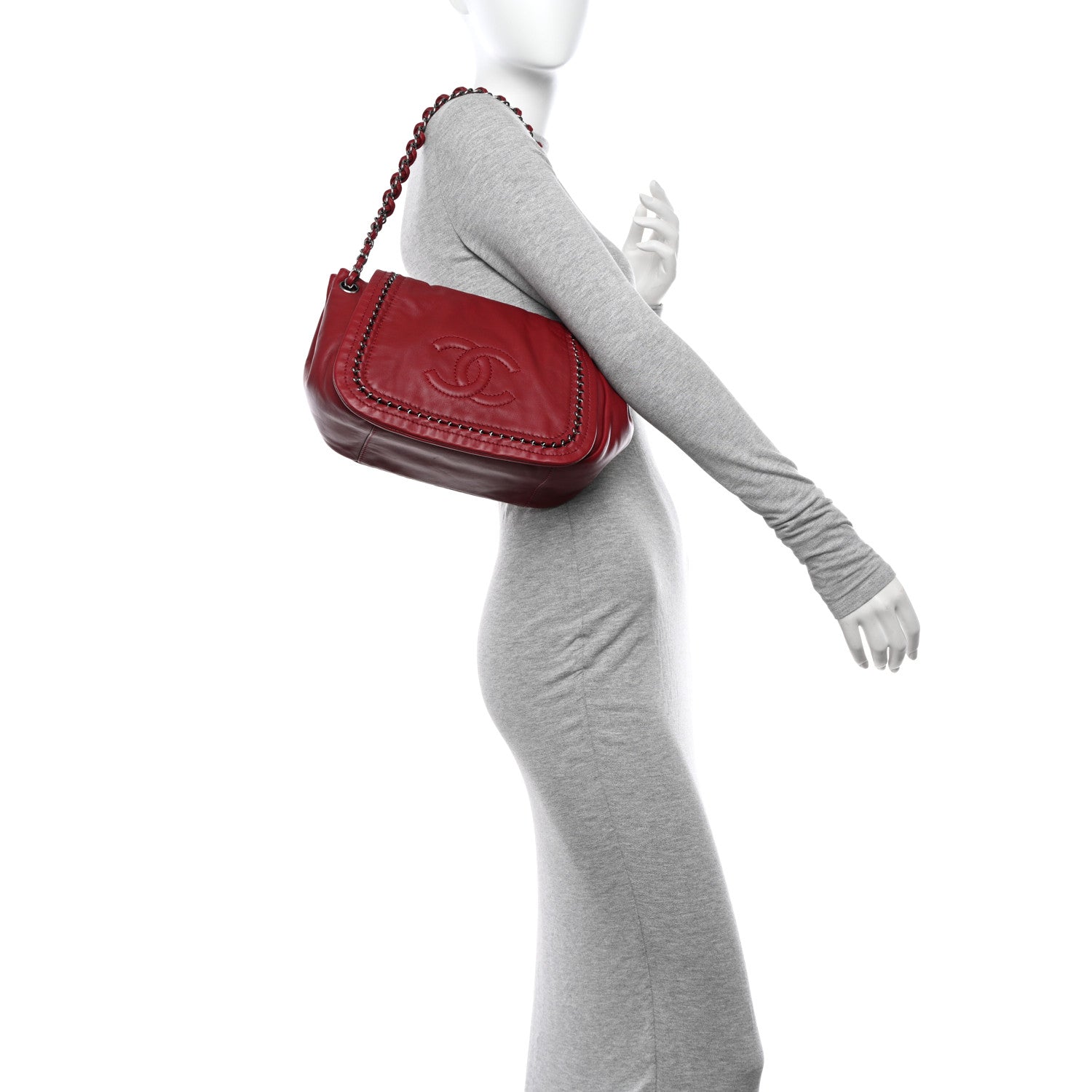 Chanel Smooth Calfskin Luxe Ligne Flap Red 2 of 10