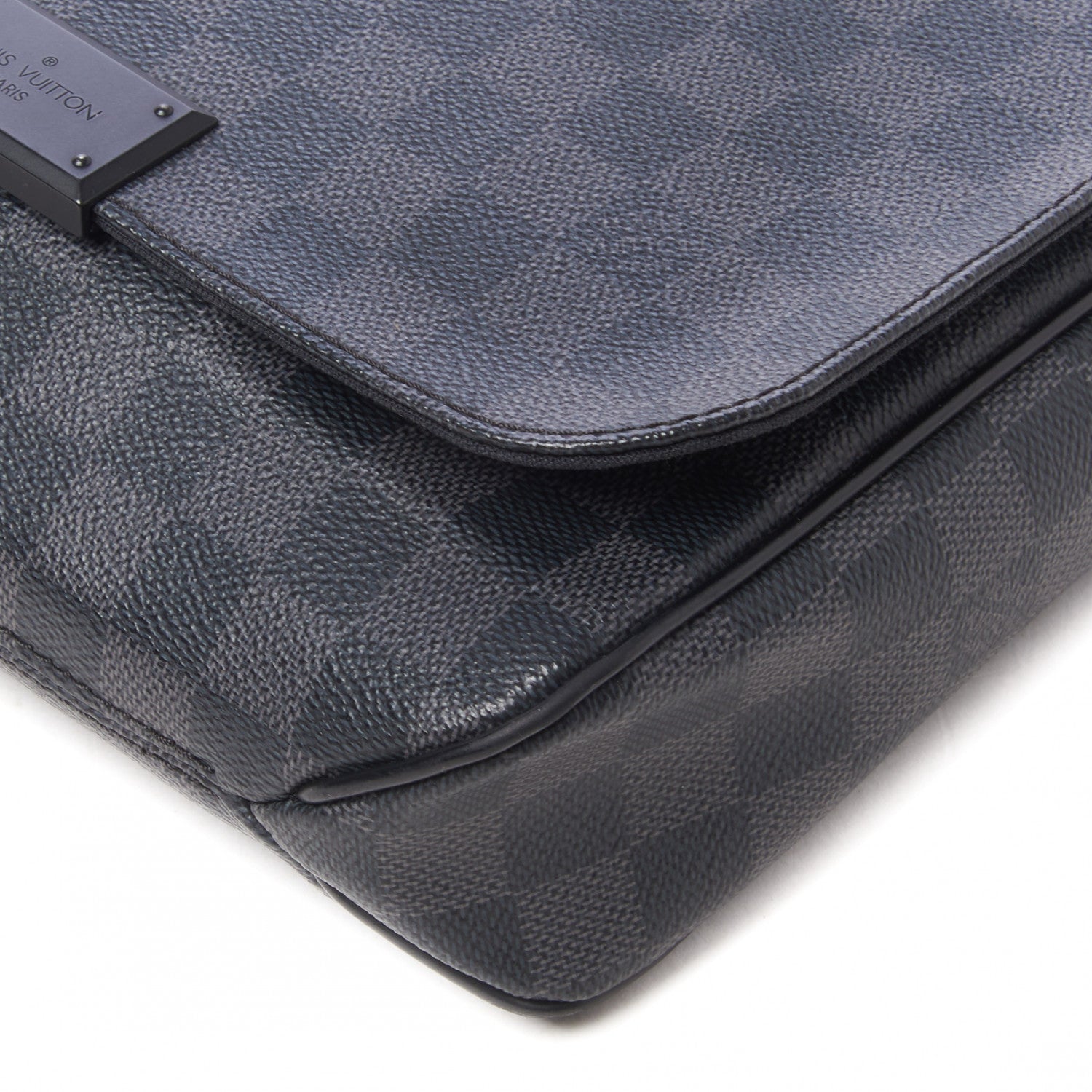 Louis Vuitton Damier Graphite District PM 6 of 10