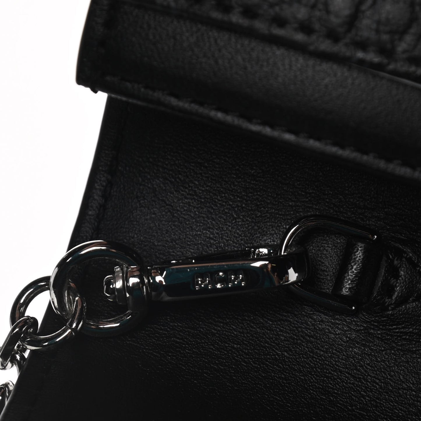 Visetos Large Patricia Wallet On Chain Black