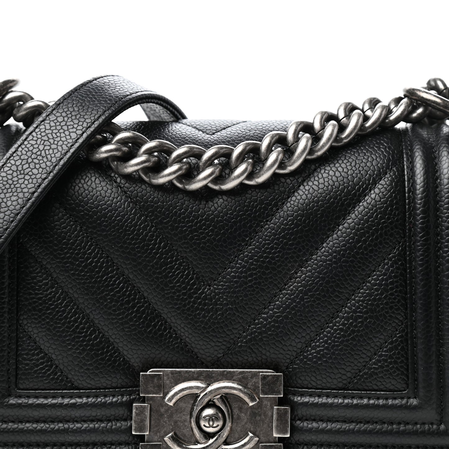 Caviar Chevron Quilted Small Boy Flap Black