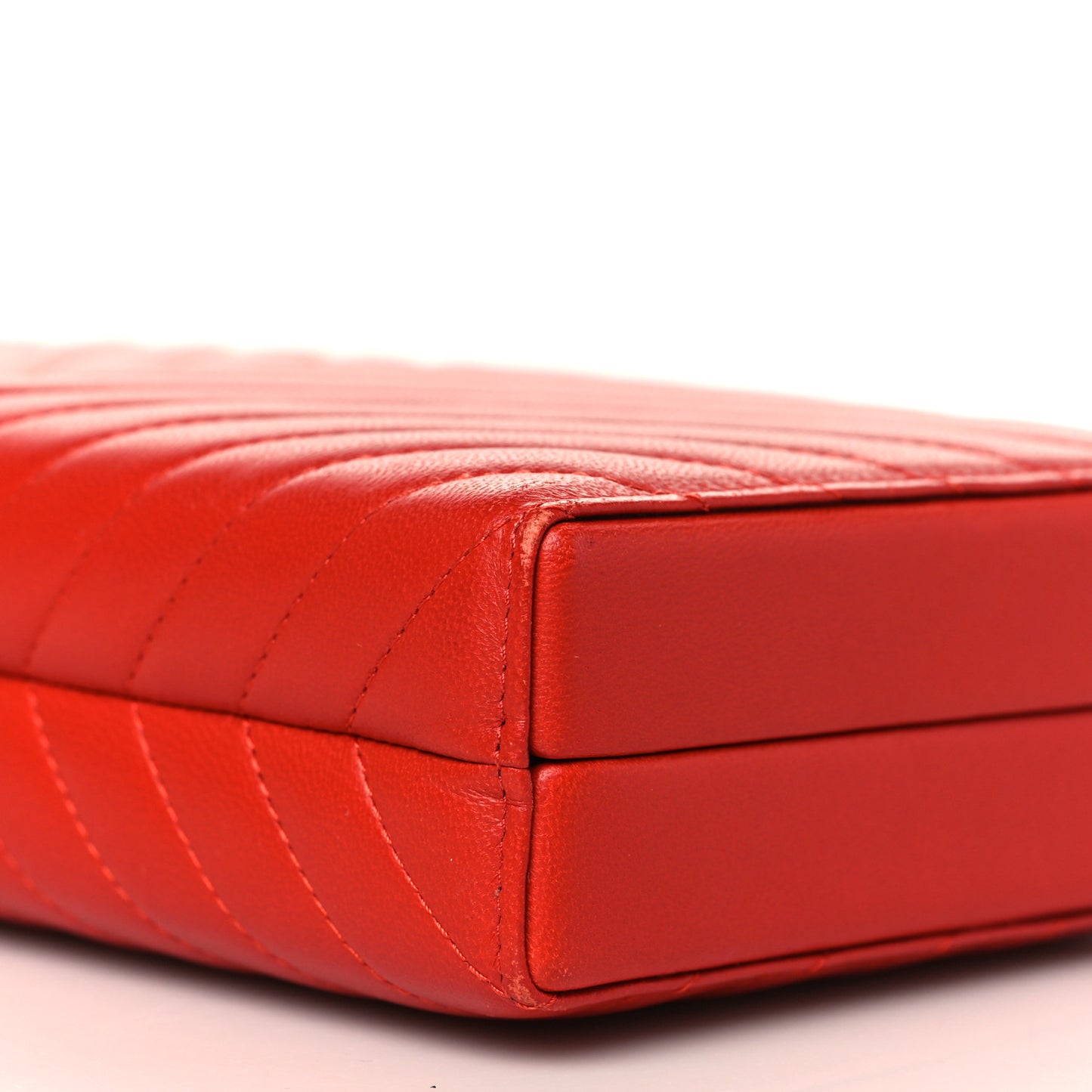 Lambskin Chevron Quilted Reissue Clutch Bag Red