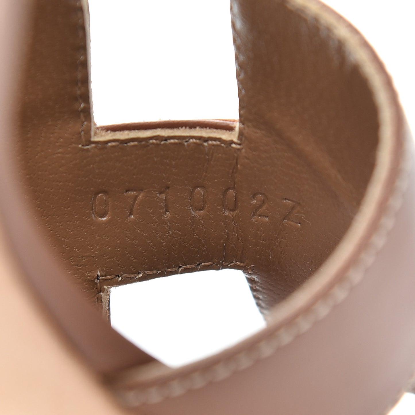 Calfskin Oasis Sandals 38 Gold