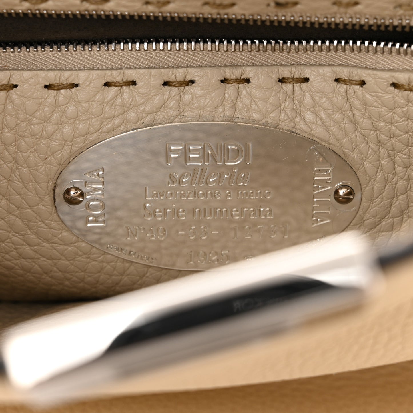 Cuoio Romano Selleria Medium Peekaboo Iconic Essentially Satchel Paglia Latte Mou