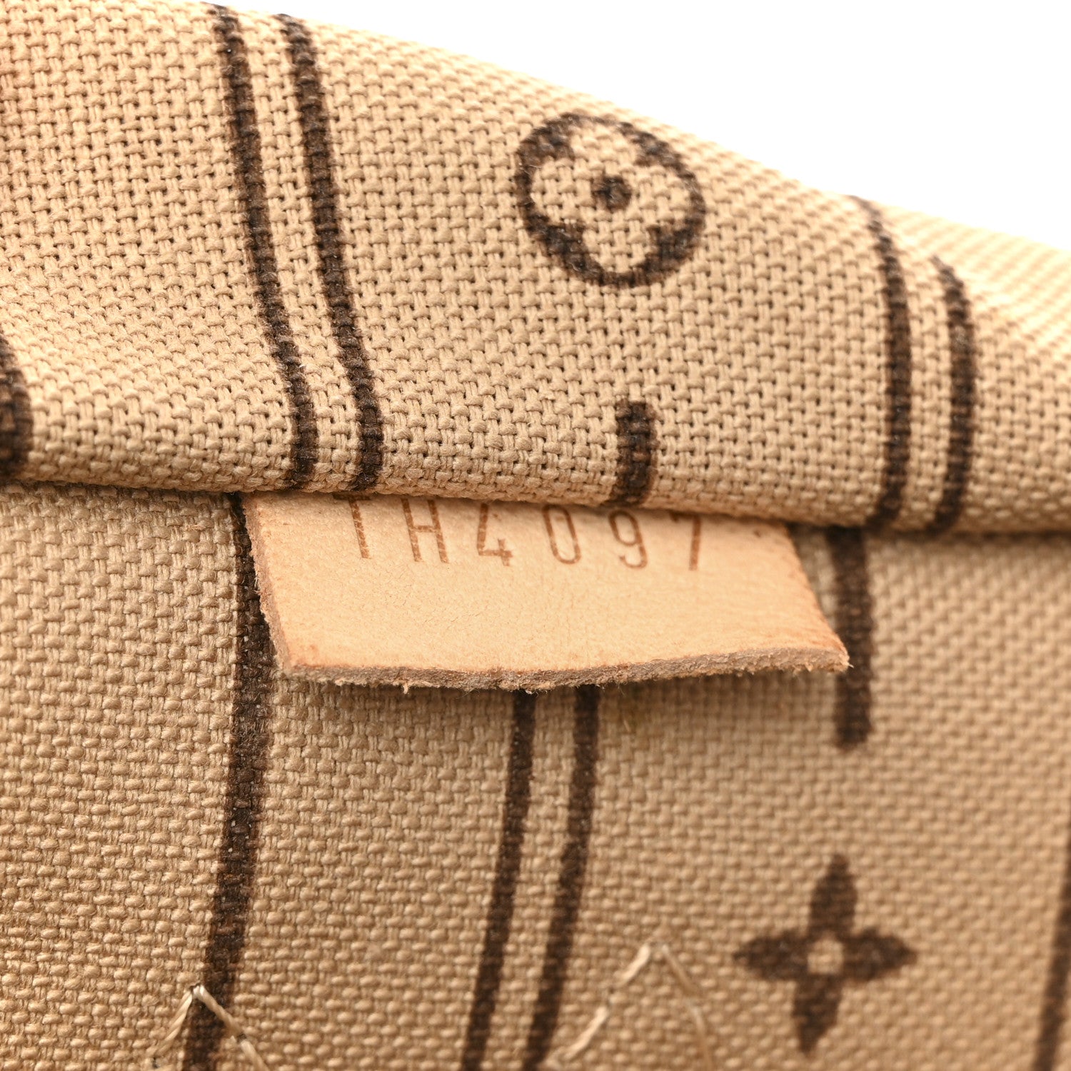 Louis Vuitton Monogram Neverfull PM 7 of 15