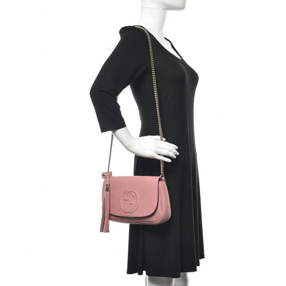 Gucci Pebbled Calfskin Medium Soho Flap Crossbody Pink 2 of 10